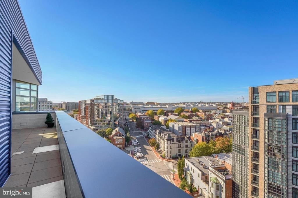 460 New York Nw - Photo 18