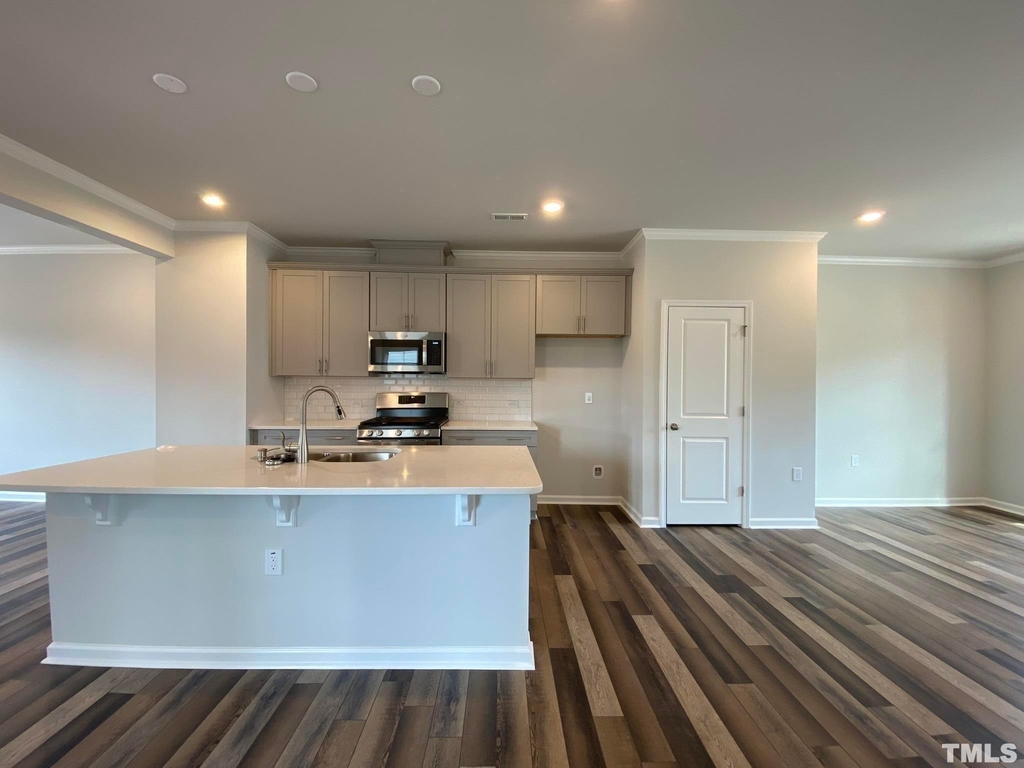 746 Gimari Drive - Photo 10