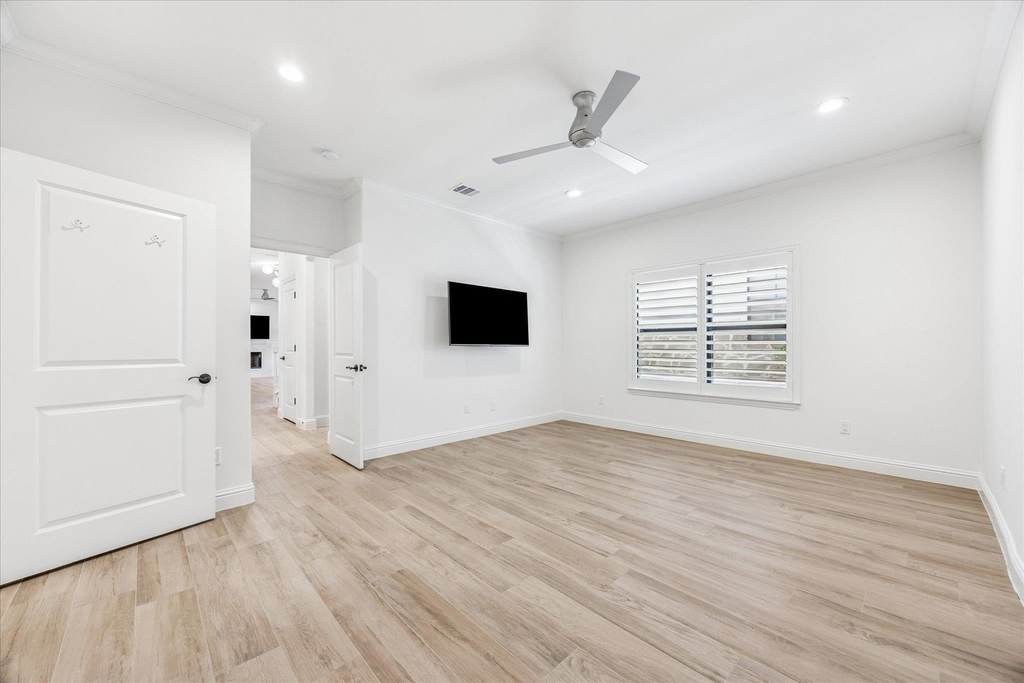 3303 Pecos St - Photo 15
