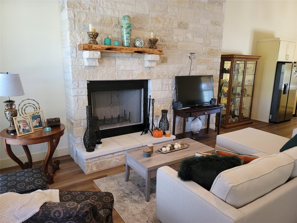 1248 Lake Shore Dr - Photo 1