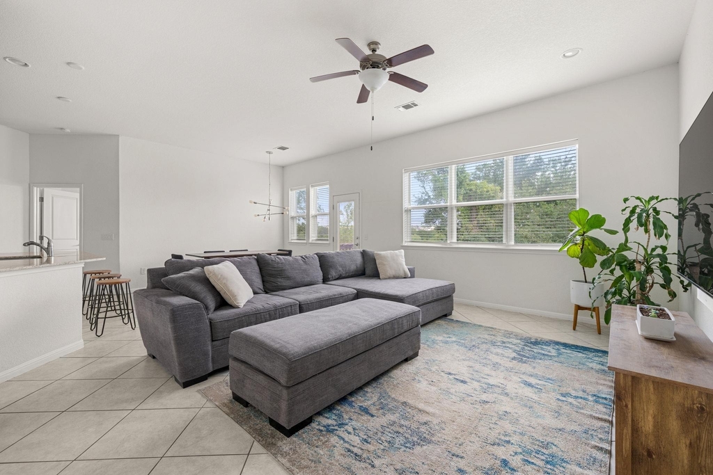9909 Dalliance Ln - Photo 5