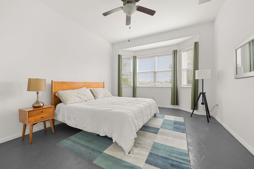 9909 Dalliance Ln - Photo 14