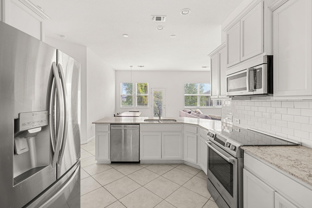 9909 Dalliance Ln - Photo 12