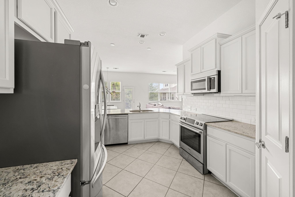 9909 Dalliance Ln - Photo 13