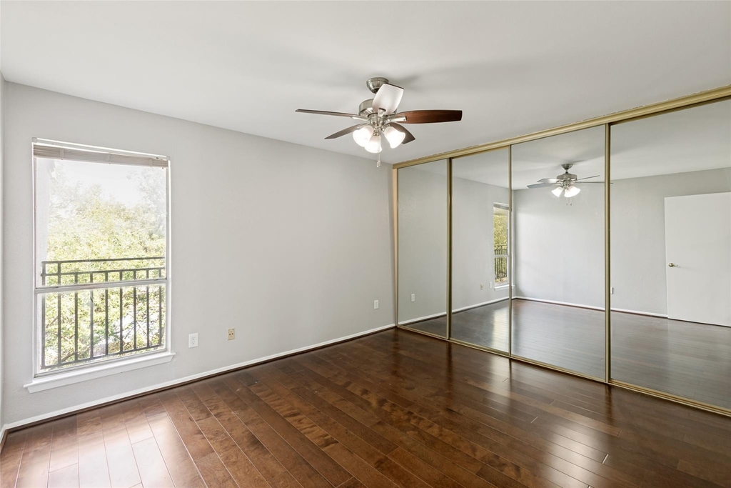 6910 Hart Ln - Photo 7