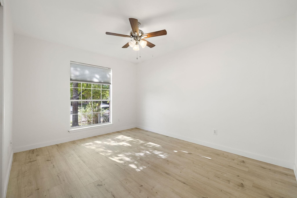 218 Altamont St - Photo 18