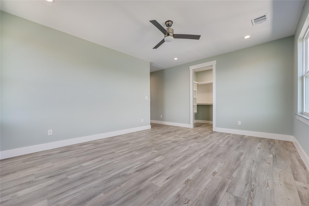 20502 Bonanza St - Photo 4