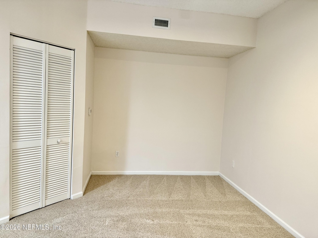 4035 Grande Vista Boulevard - Photo 4
