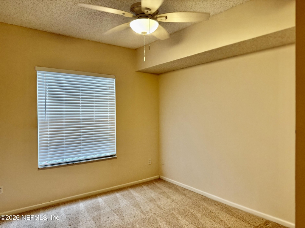 4035 Grande Vista Boulevard - Photo 9