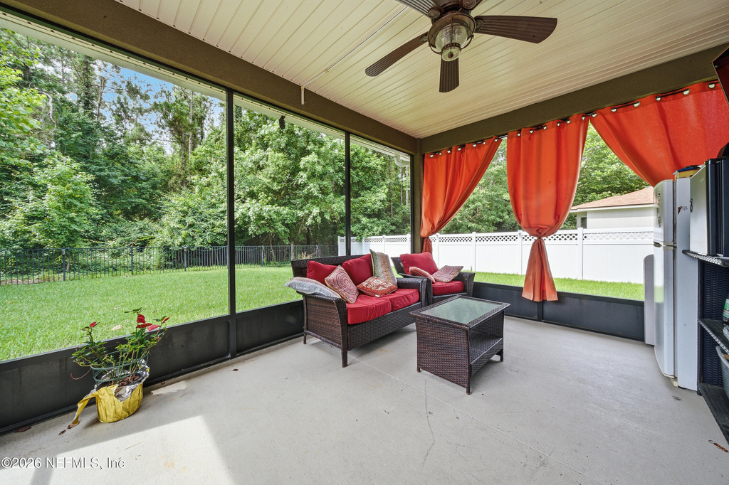 705 W Kings College Drive - Photo 5