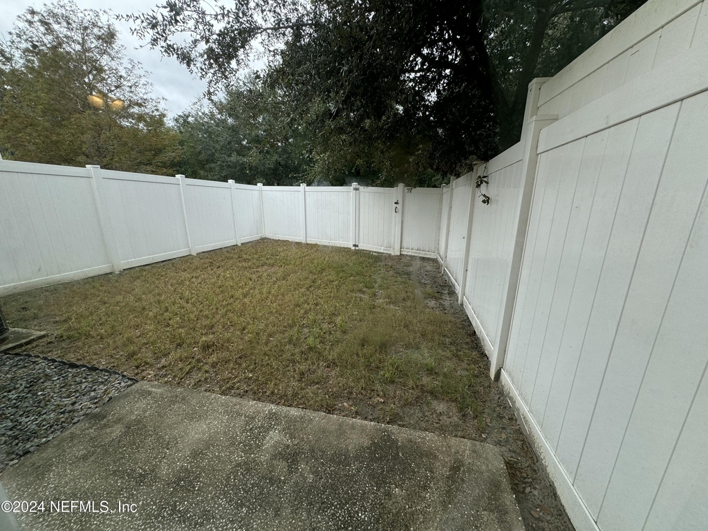 8224 Halls Hammock Court - Photo 2