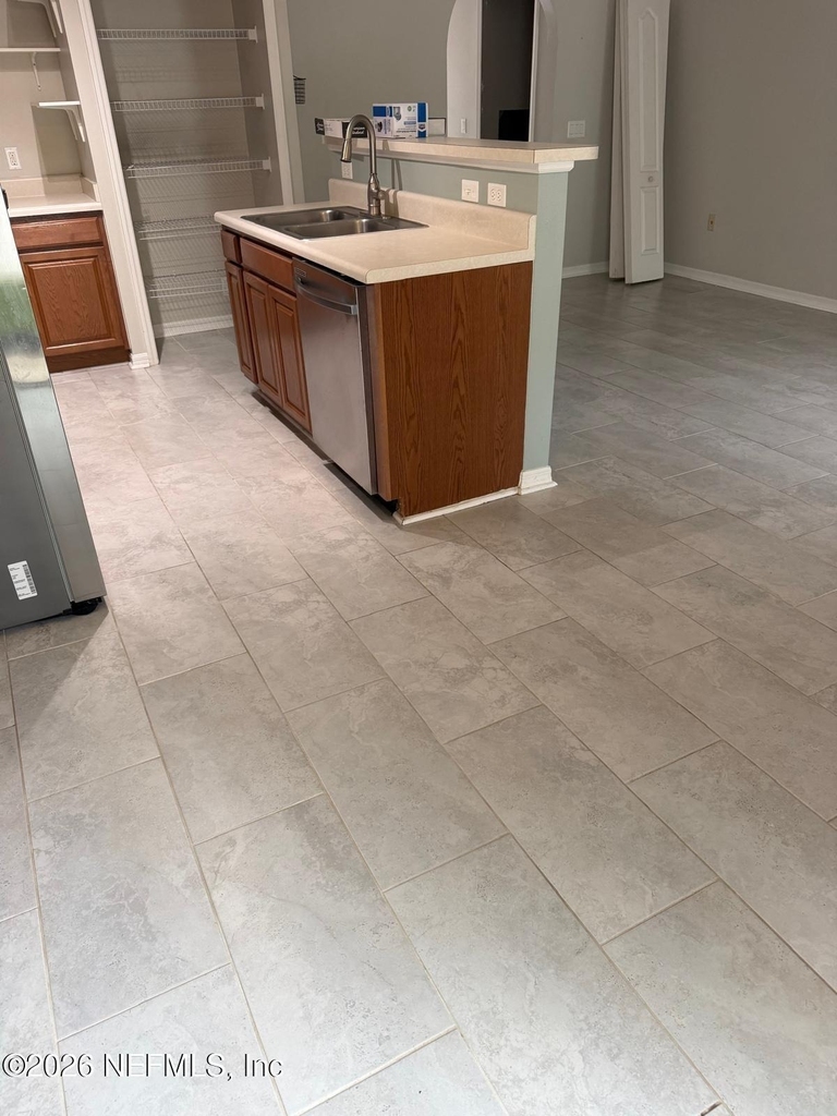8224 Halls Hammock Court - Photo 19