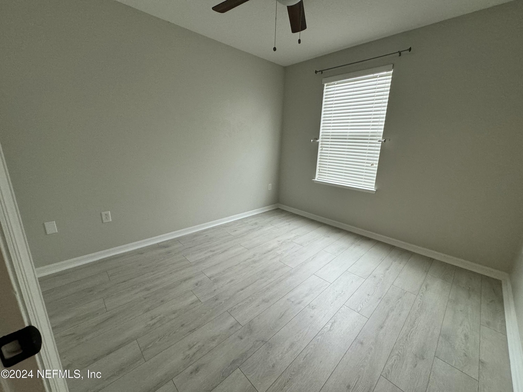 8224 Halls Hammock Court - Photo 14