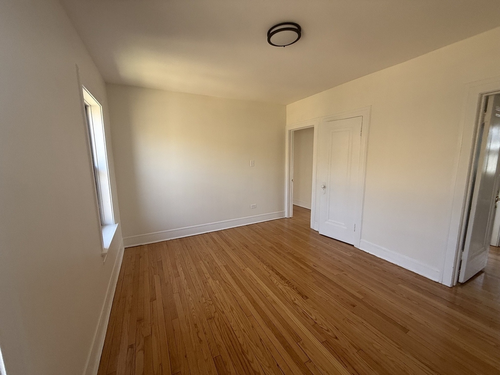 7351 N Damen Avenue - Photo 10