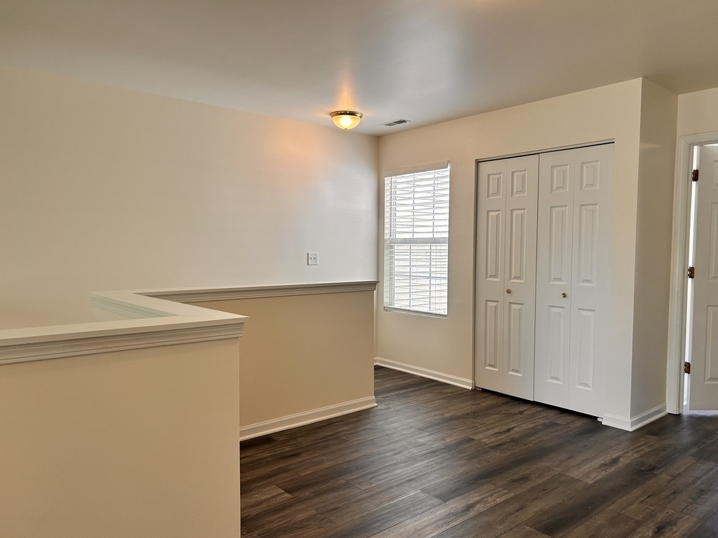 24121 Walnut Circle - Photo 13