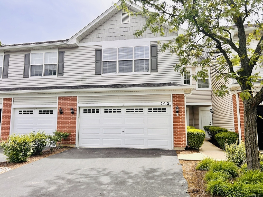 24121 Walnut Circle - Photo 0