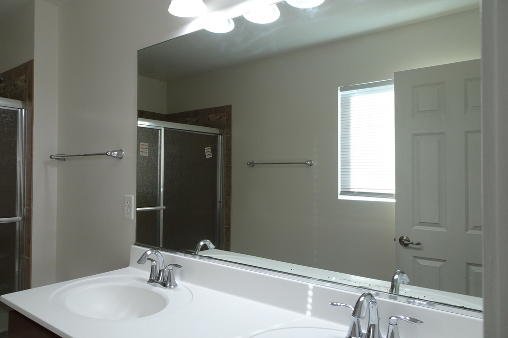 219 W Hyde Street - Photo 6