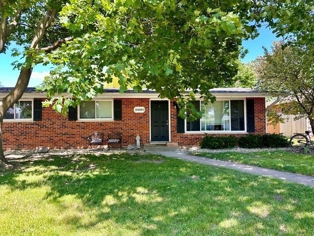 10408 Cindy Jo Avenue - Photo 0