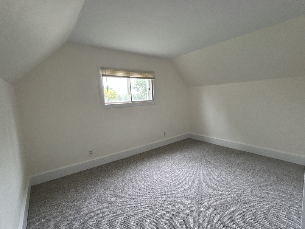 637 W Main Street - Photo 11