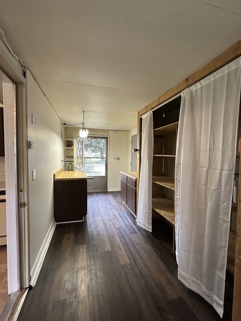 637 W Main Street - Photo 1