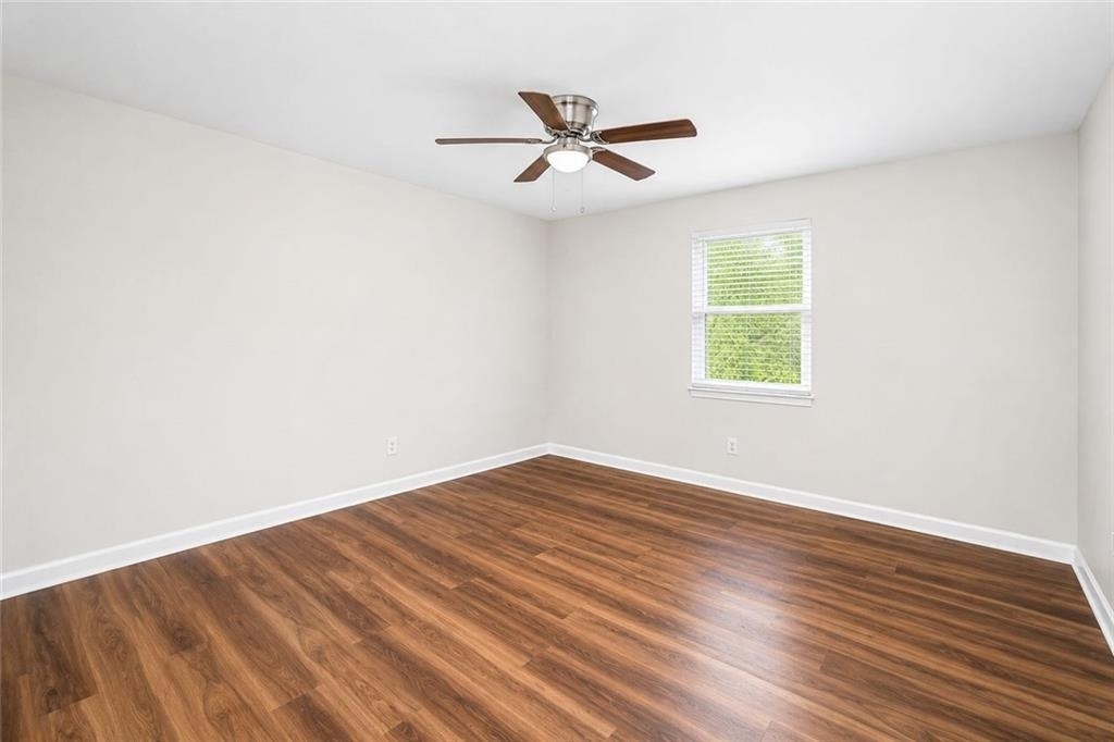 3193 E Point Street - Photo 15