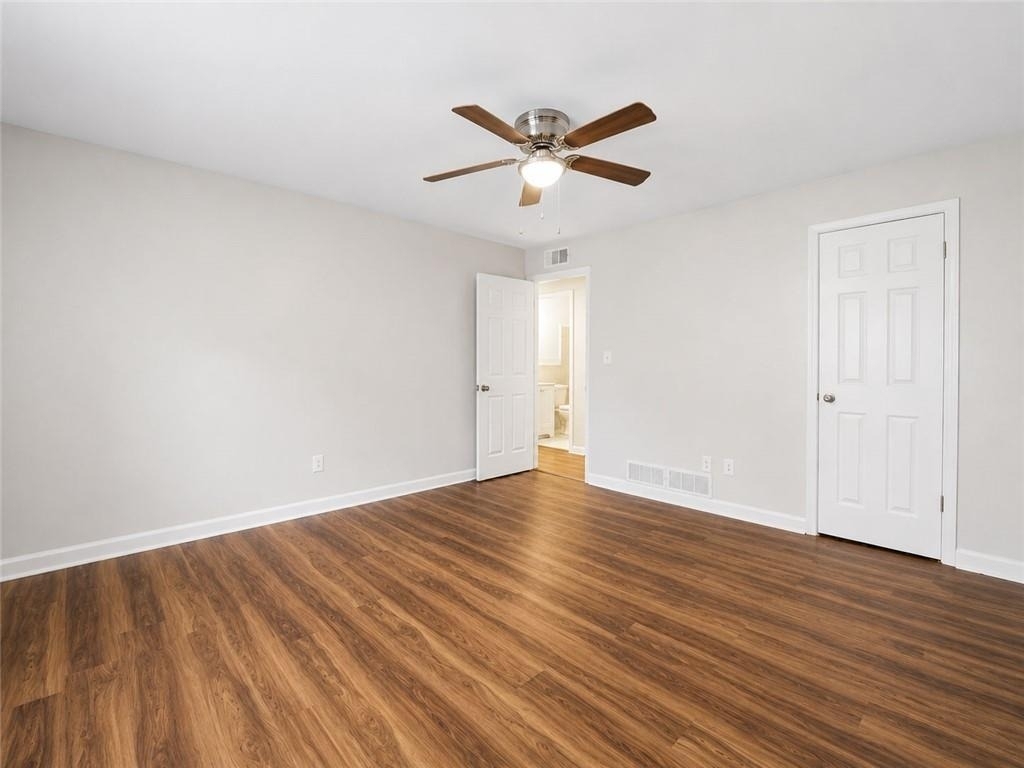 3193 E Point Street - Photo 16
