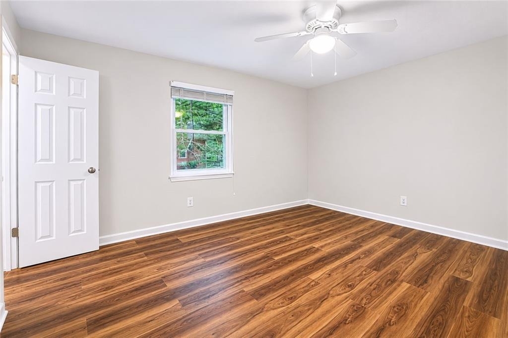 3193 E Point Street - Photo 12