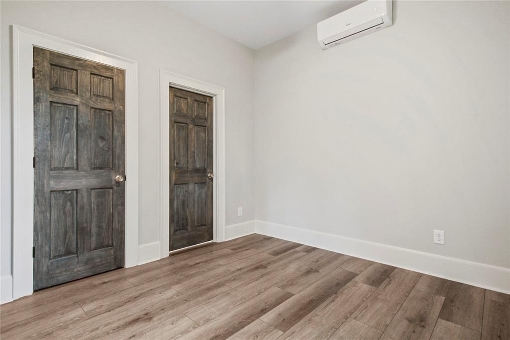 940 St Charles Avenue Ne - Photo 7