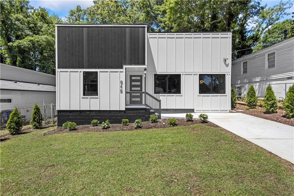 646 Robert Street Nw - Photo 0