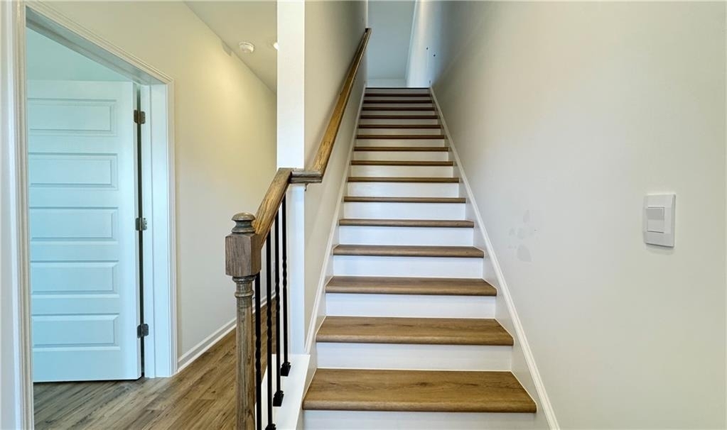 709 Alburgh Alley - Photo 5