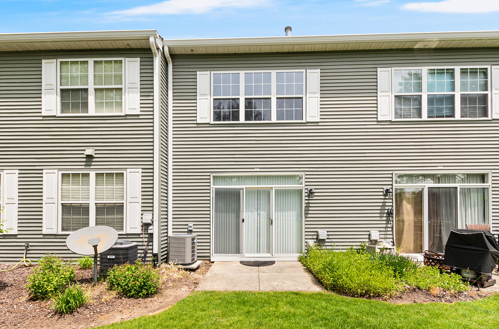 913 Genesee Drive - Photo 20