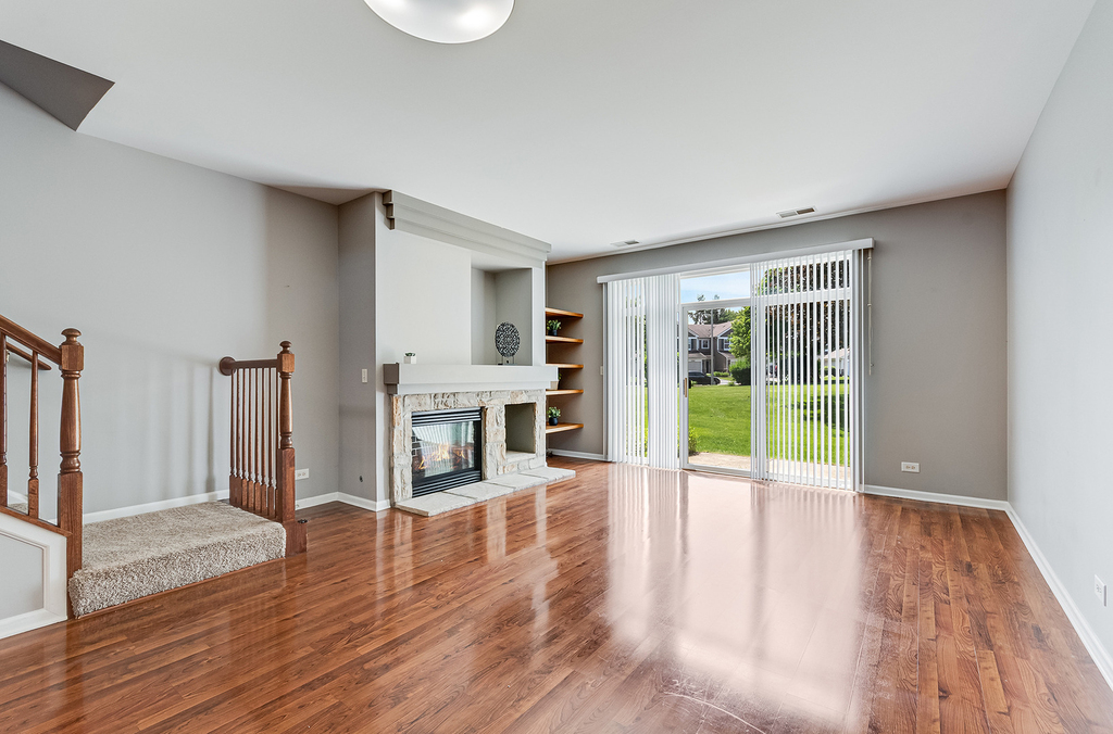 913 Genesee Drive - Photo 4
