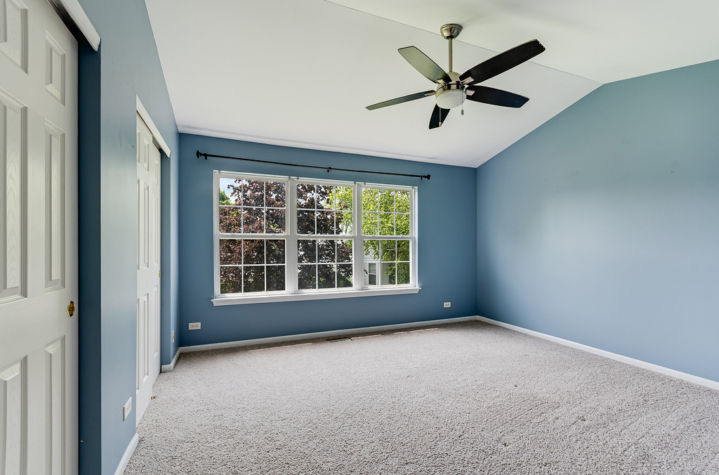 913 Genesee Drive - Photo 13