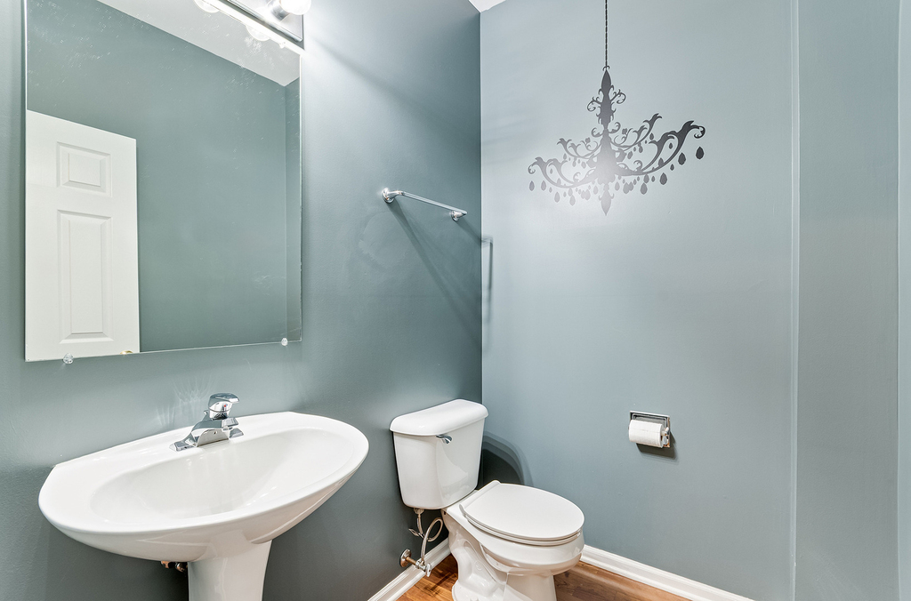913 Genesee Drive - Photo 9