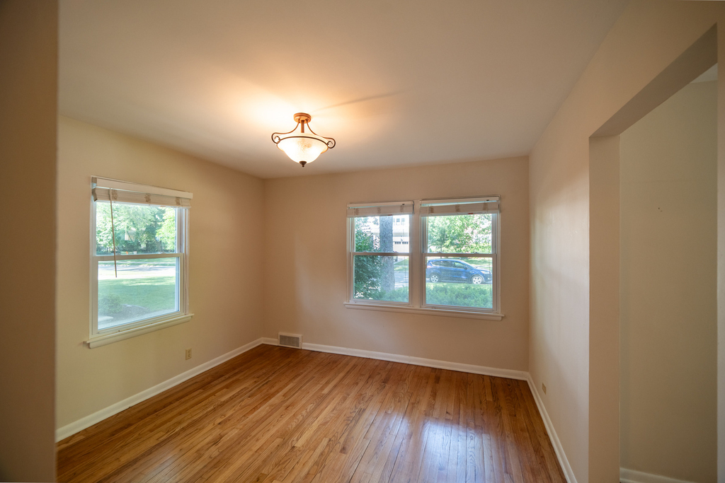 352 S Wright Street - Photo 2
