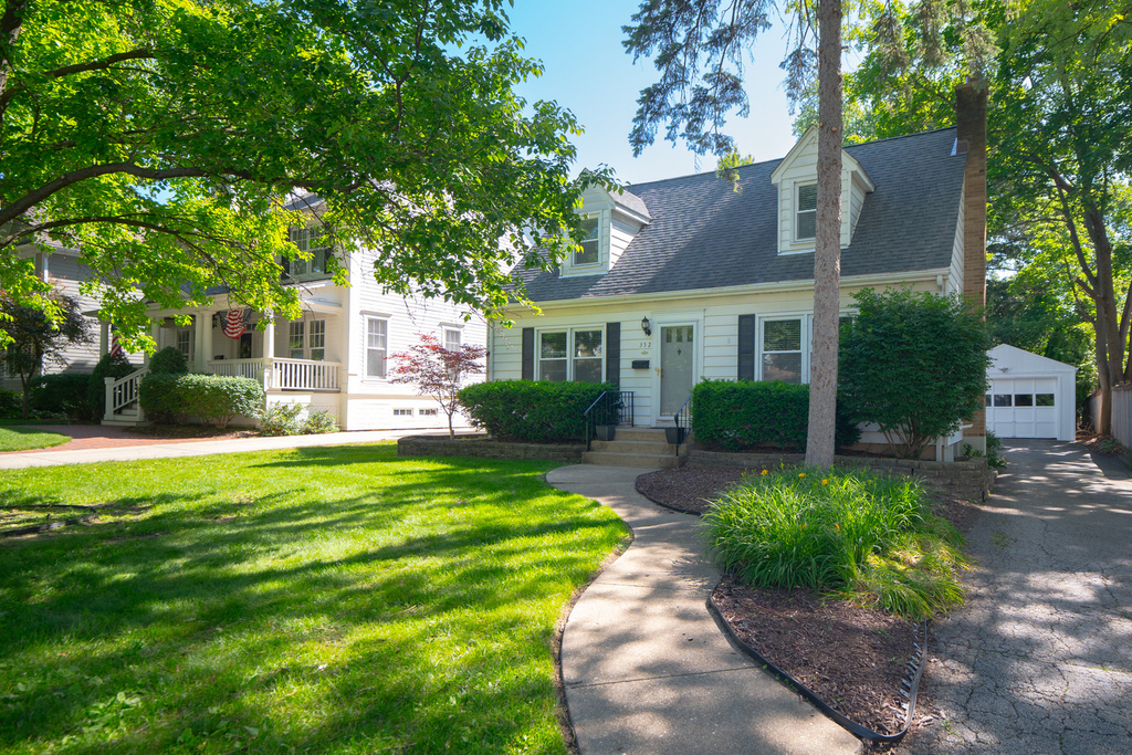 352 S Wright Street - Photo 0