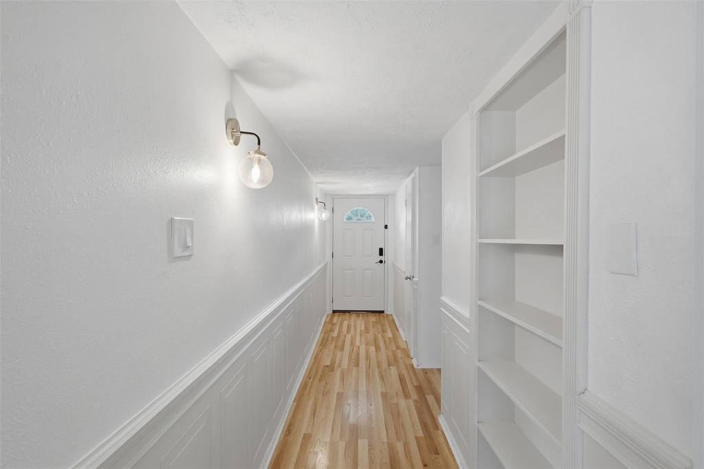 4035 Cypressdale Drive - Photo 8