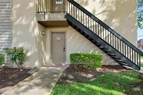 3300 Pebblebrook Drive - Photo 0