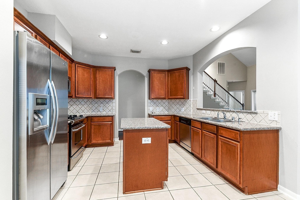 5035 Logans Landing Lane - Photo 11