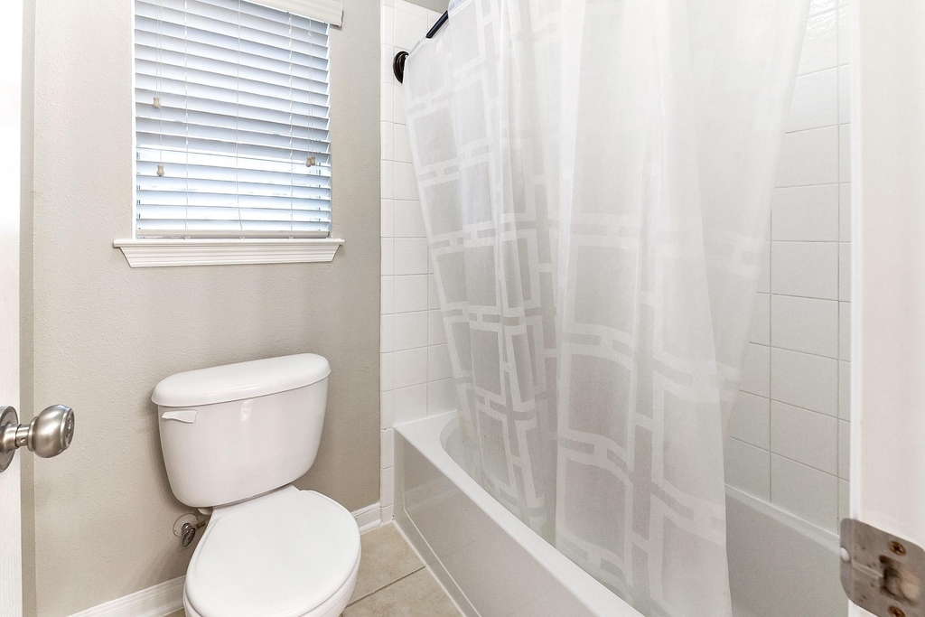 5035 Logans Landing Lane - Photo 28