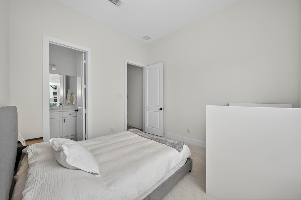 9722 Dani Lake Drive - Photo 24
