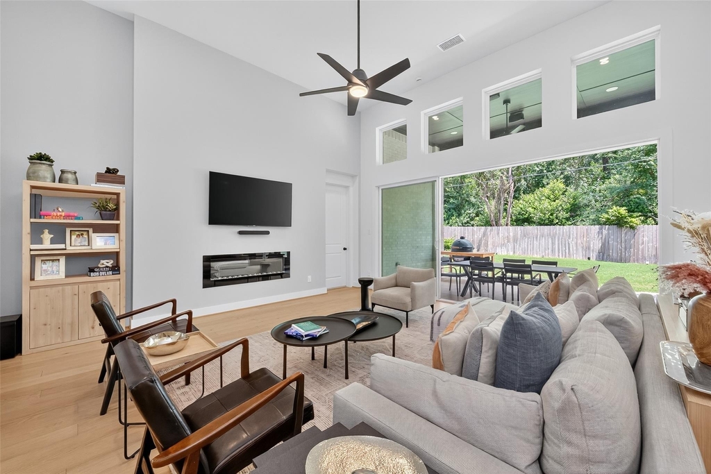 9722 Dani Lake Drive - Photo 19
