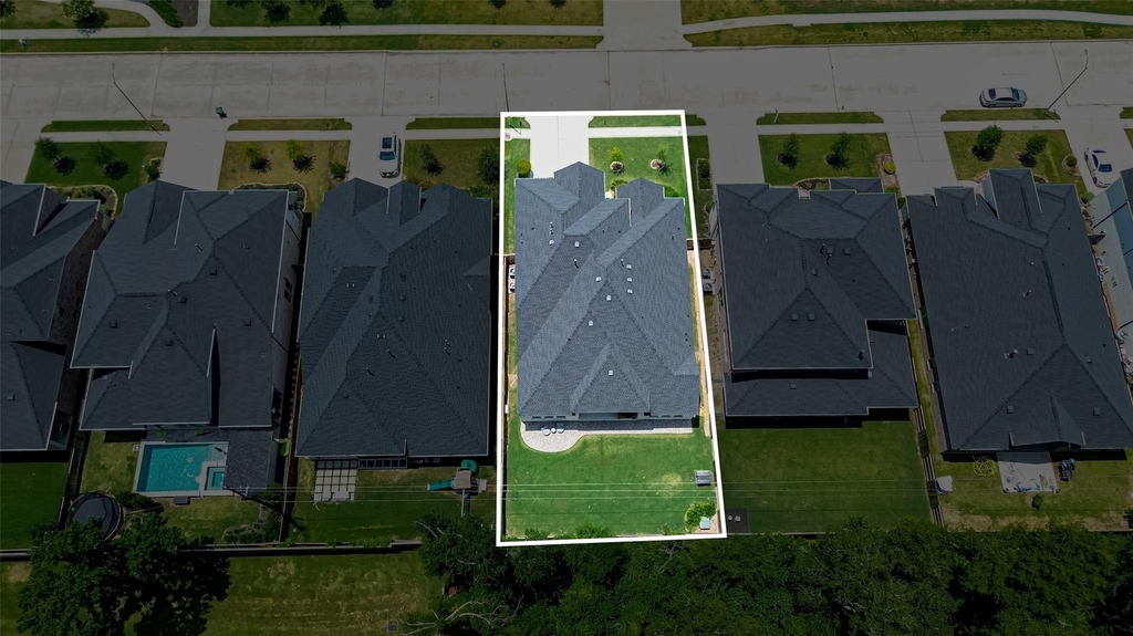 9722 Dani Lake Drive - Photo 43
