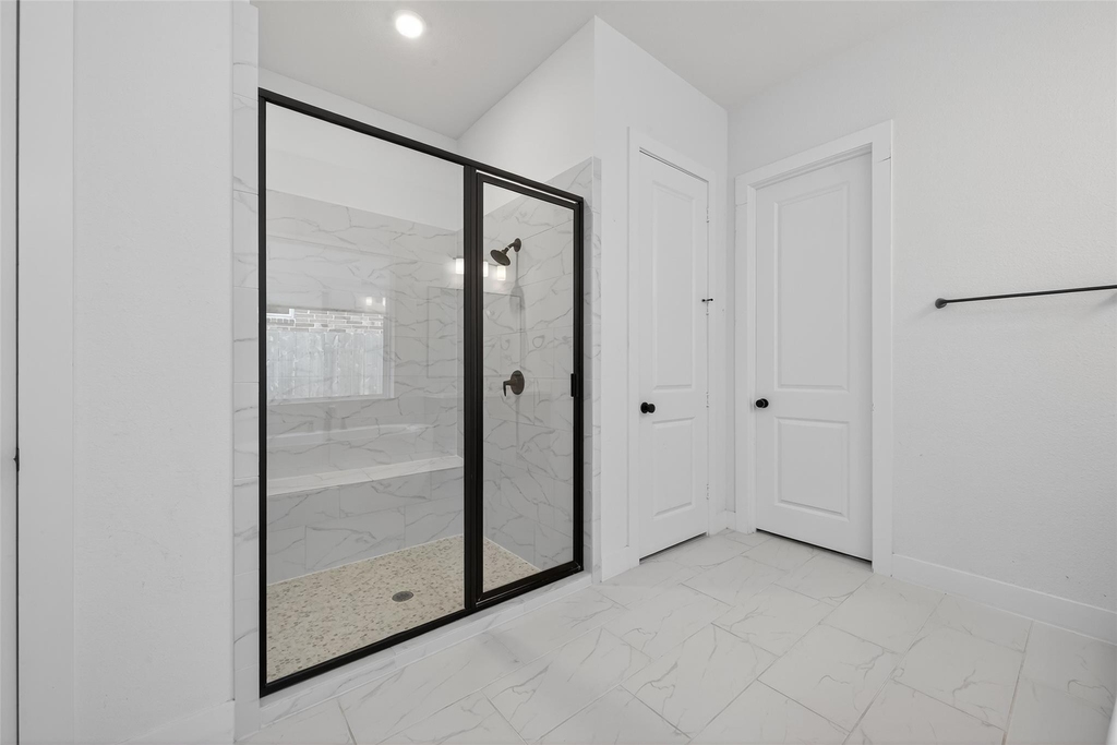 9722 Dani Lake Drive - Photo 36