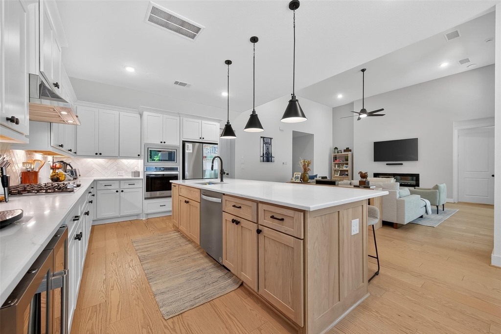 9722 Dani Lake Drive - Photo 13