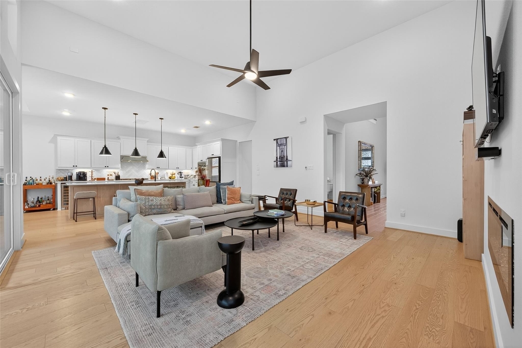 9722 Dani Lake Drive - Photo 18