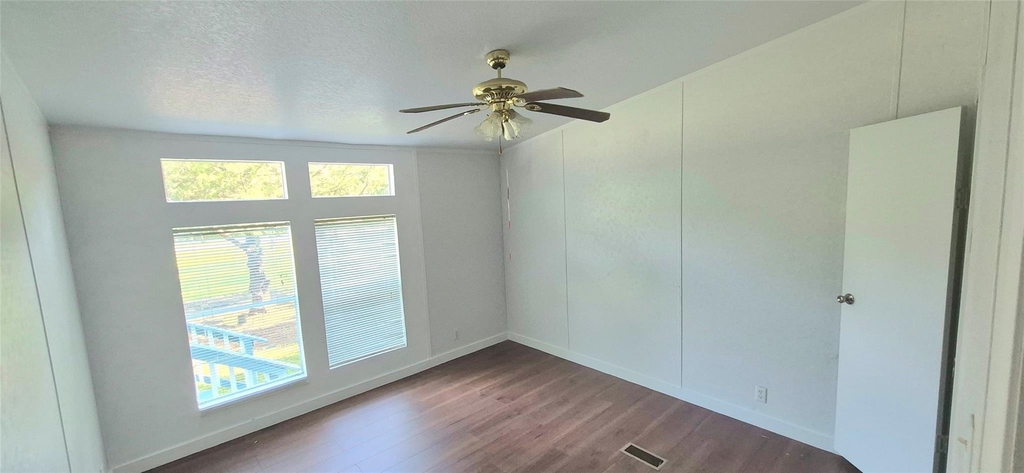 24430 Oak Hollow Boulevard - Photo 24