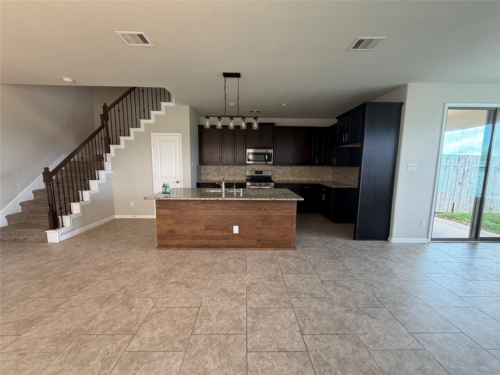 1234 Willow Plains Ln - Photo 4