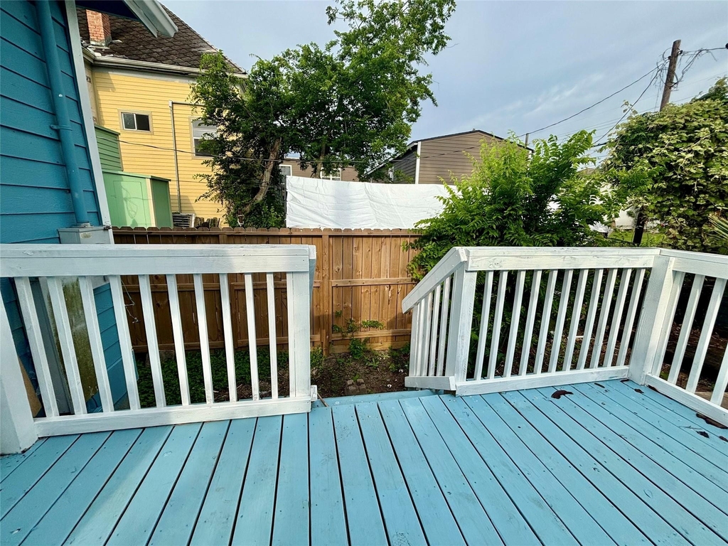 3410 Sealy Street - Photo 23