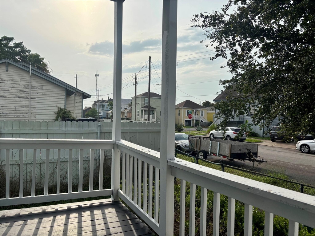 3410 Sealy Street - Photo 5